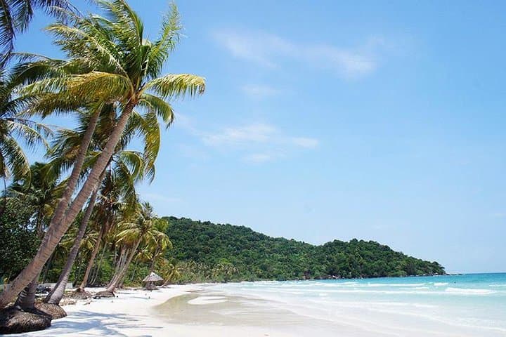 Explore Phu Quoc Island: Cable Car to Cultural Sights photo 2