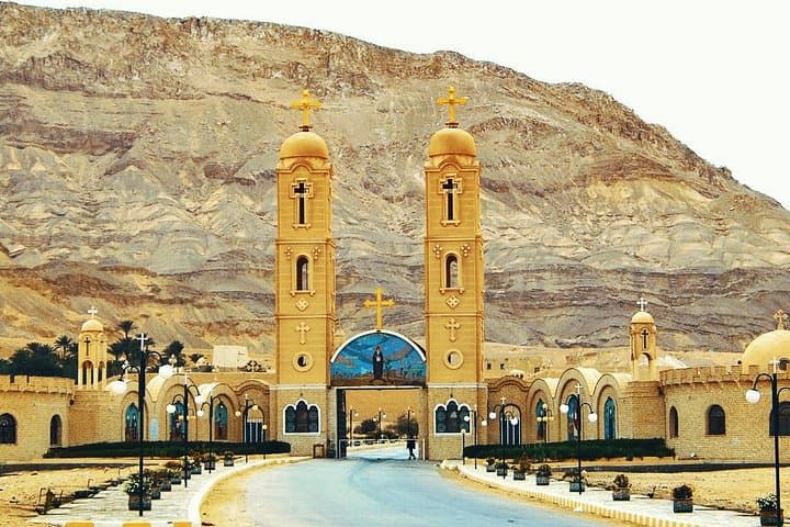 Day Trip from Cairo to Ain Sokhna — Red Sea Beach Escape photo 6