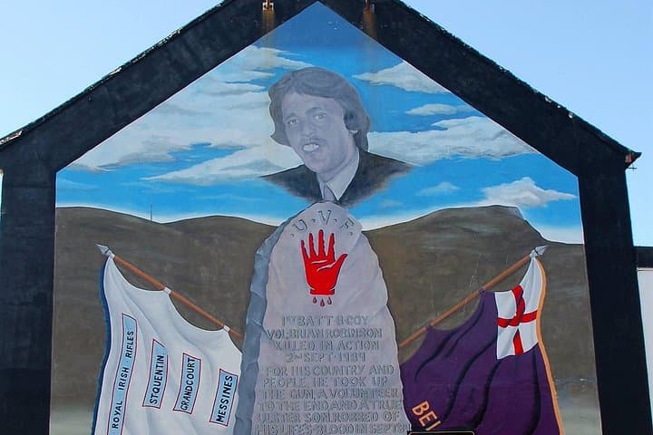 Belfast Black Taxi Political Tour — Private 2‑Hour Troubles & Murals Experience photo 4