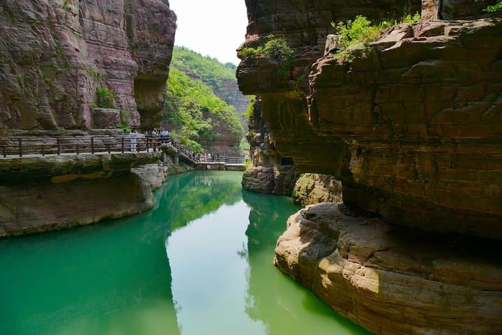 Yuntai Mountain Private Day Tour from Luoyang — Red Stone Gorge & Xiaozhaigou Highlights photo 4