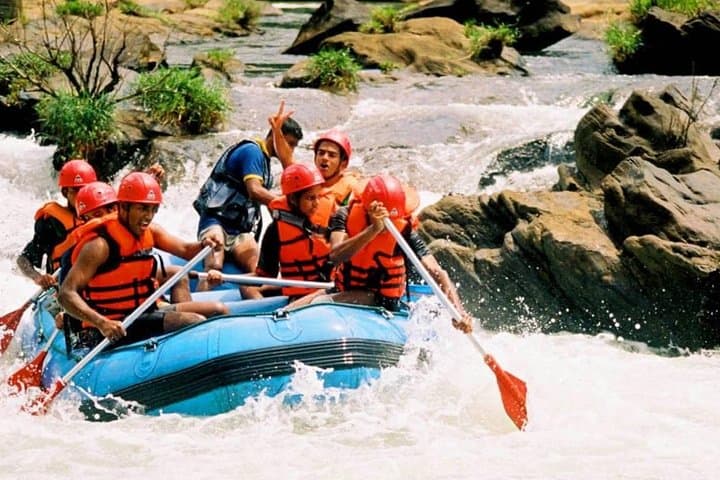 Nuwara Eliya & Kandy: 2-Day Private Hill Country Tour with Kelani River Rafting photo 2