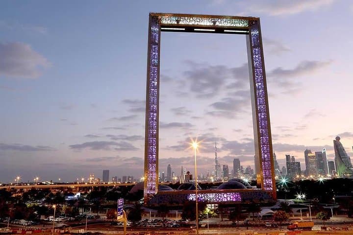 Dubai Frame: Panoramic Views & Glass Skywalk in Zabeel Park
