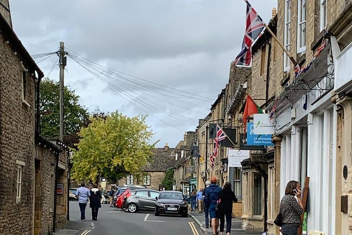 Private Cotswolds Full-Day Black Cab Excursion from London photo 5