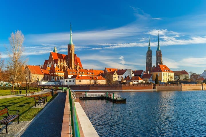 Full-Day Wrocław from Kraków: Sky Tower, Old Town, Ostrów Tumski & Japanese Garden