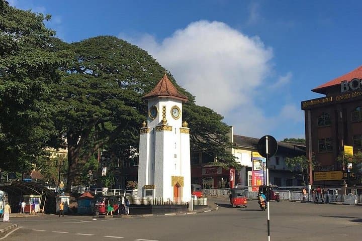 Colombo Port to Kandy: Full-Day UNESCO & Heritage City Tour photo 2