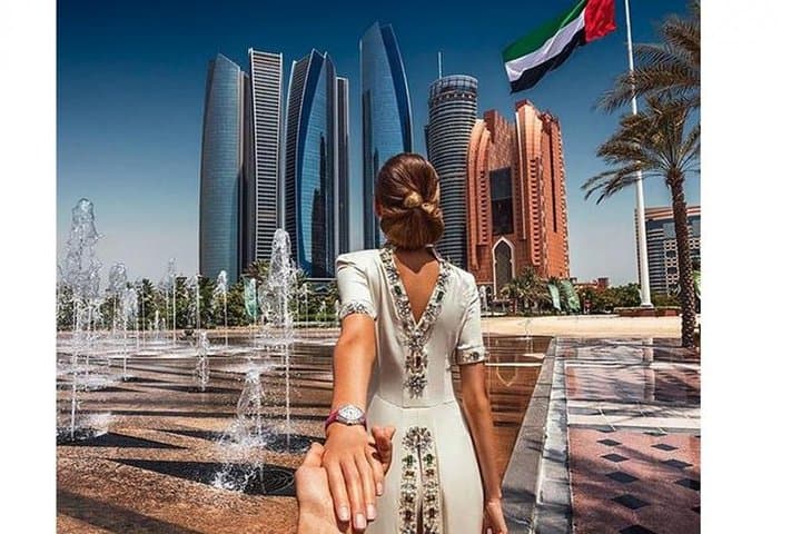 Abu Dhabi Private City Tour: Full-Day Grand Mosque, Emirates Palace & Corniche photo 3