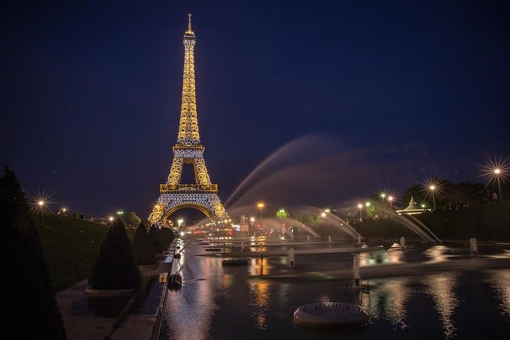 Eiffel Tower Dinner and Seine Night Cruise — Skip-the-Line Paris Experience photo 4