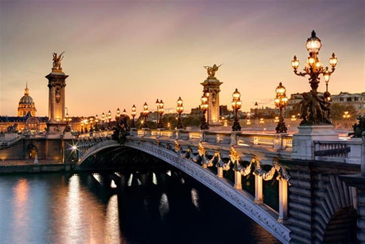 Customizable Private Paris Experiences — Eiffel Tower, Jazz & Pastry Tours