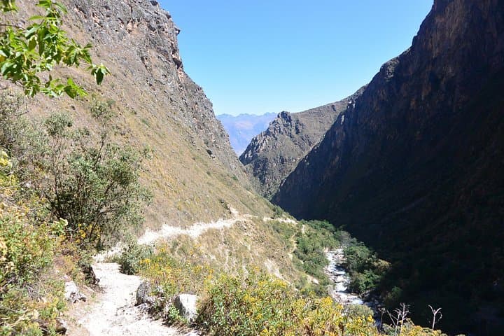 Santa Cruz Trekking: 4-Day Cordillera Blanca Huaraz Expedition photo 2