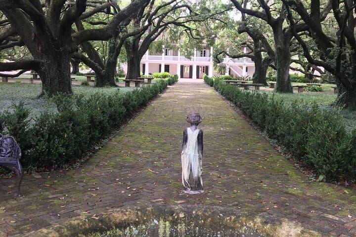 Whitney Plantation and Louisiana Airboat Swamp Tour from New Orleans photo 3