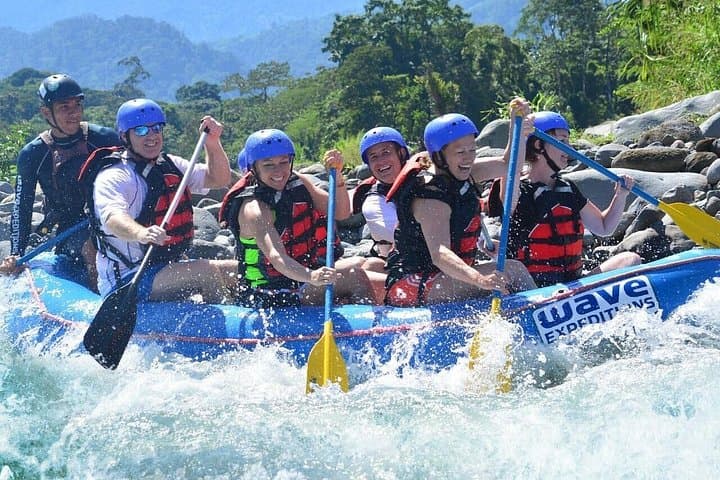 Arenal to Sarapiquí: Class III–IV Whitewater Rafting from La Fortuna photo 3