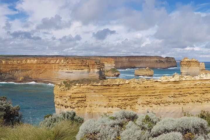 Private 12 Apostles Shore Excursion & Custom Melbourne Highlights Tour