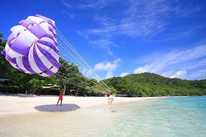 Raya & Coral Islands Speed-Boat Day Trip with Parasailing from Phuket photo 2