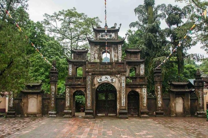 Perfume Pagoda Full-Day Trip: Hanoi to Huong Tich Cave by Boat and Cable Car photo 6