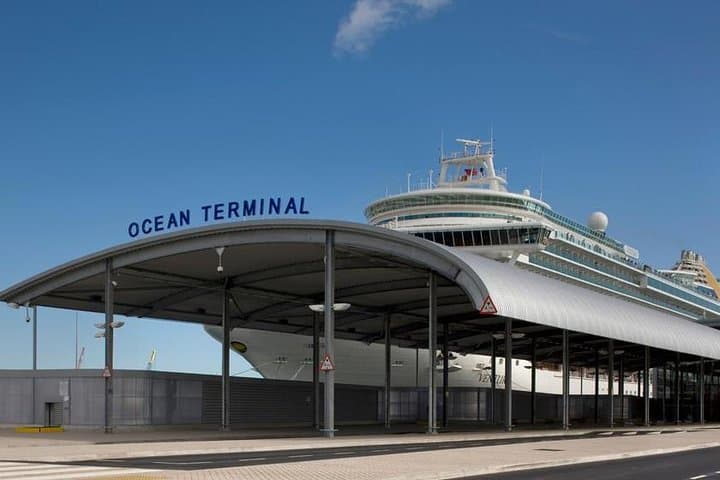 Southampton to Heathrow Express Shuttle: Cruise Terminal Transfers & Hotel Drop-Offs
