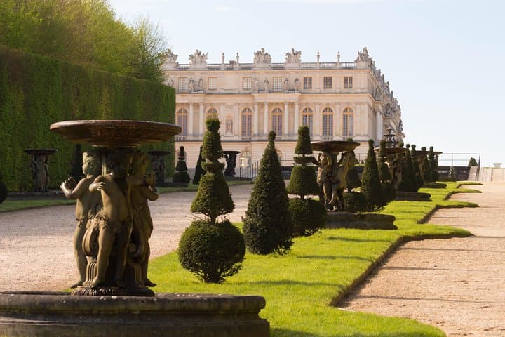 Giverny & Versailles: Small-Group Day Trip from Paris with Lunch photo 4