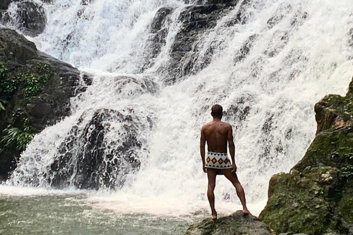 Embera Eco Tour: Indigenous Village Experience & Waterfall Swim from Panama City