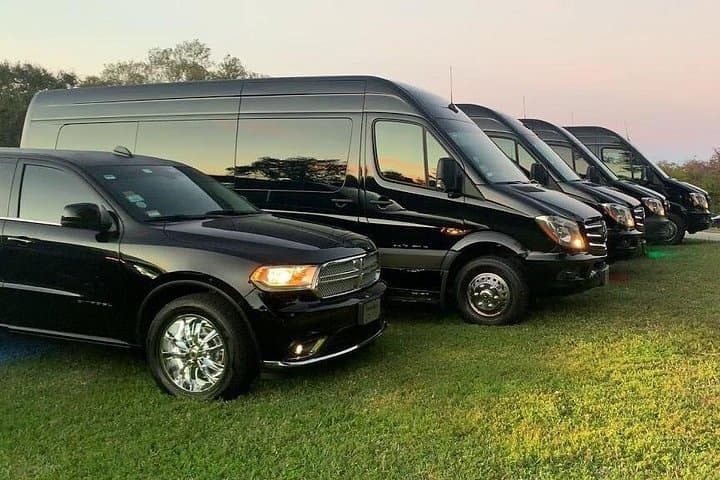 Fort Lauderdale Private Party Bus — Luxury Mercedes Sprinter Rentals & Transfers photo 4