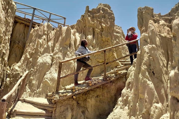 Half-Day La Paz City Tour: Moon Valley, Witches' Market & Cable Car photo 3