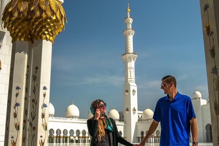 Abu Dhabi Day Trip from Dubai: Sheikh Zayed Mosque, Al Hosn & Corniche Shared Tour