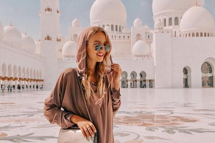 Abu Dhabi to Ferrari World: Private Day Tour to Sheikh Zayed, Emirates Palace & Yas Island photo 2