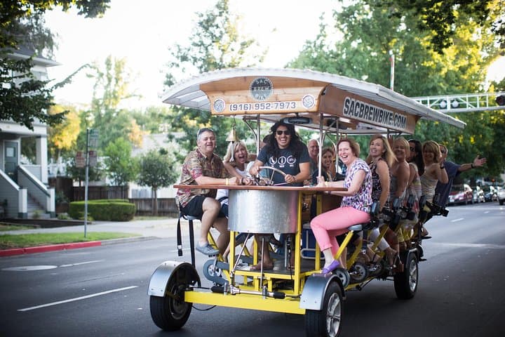 Sacramento Brew Bike Pub Tour: 2-Hour 15-Seat Beer Bike Bar Hop
