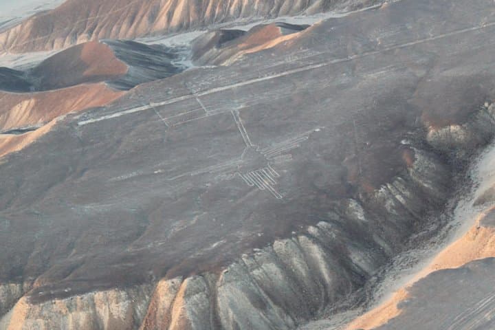 Nazca Lines Aerial Tour from Lima — Full-Day Flight Over Ancient Geoglyphs photo 4