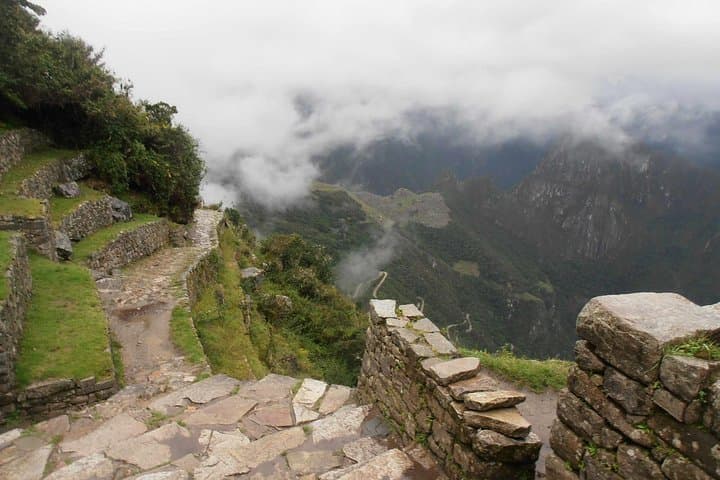 Short Inca Trail to Machu Picchu: 2-Day Hike from Km 104 photo 4