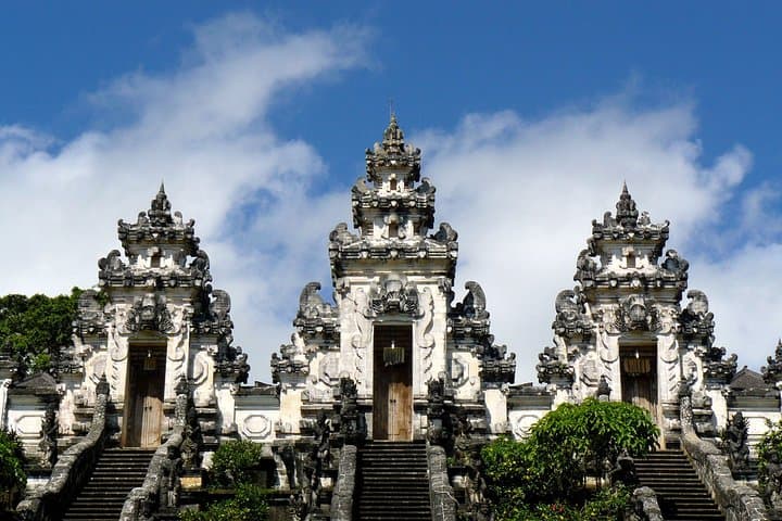 Sunrise at Lempuyang and Tirta Gangga: Private Eastern Bali Power-Spot Tour photo 3