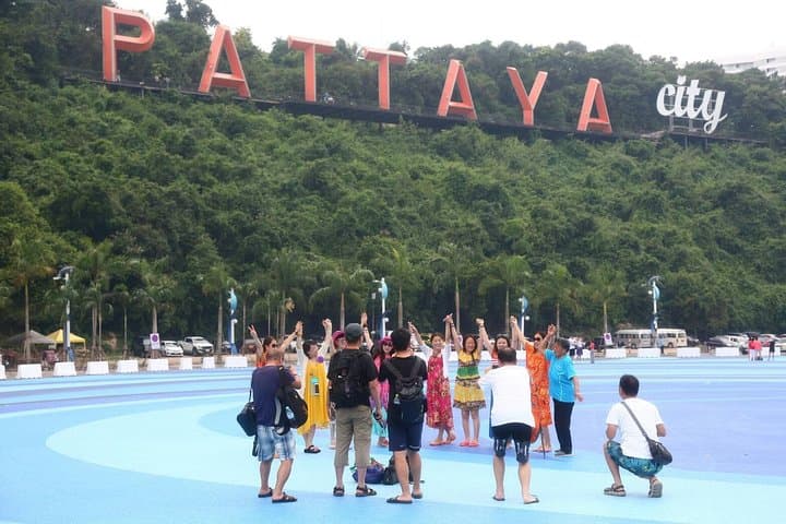 Pattaya Hindu & Big Buddha Selfie Tour — Half-Day Cultural Highlights photo 5