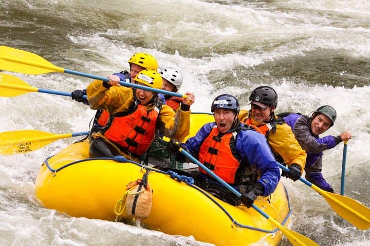 Kelani River Whitewater Rafting in Kitulgala — Day Trip from Colombo photo 6