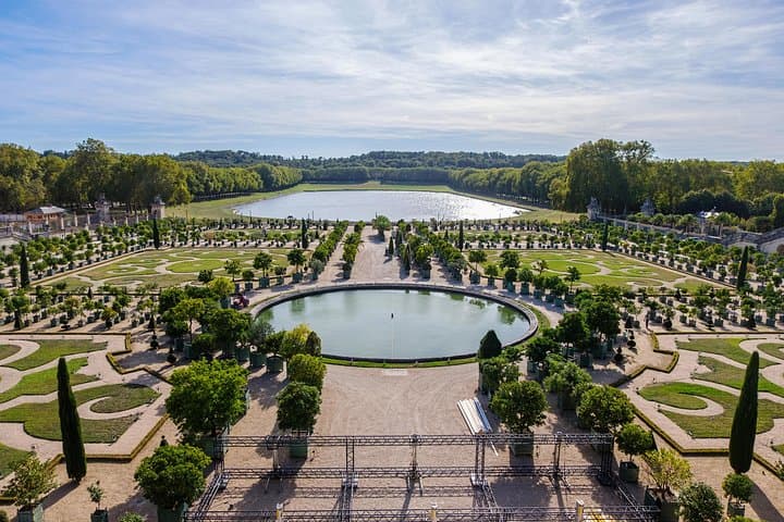 Private Versailles Palace Tour: 2-Hour Guided Visit of the Château and Gardens photo 4