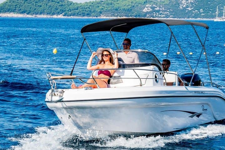 Private Speedboat Tour to the Elaphiti Islands from Dubrovnik