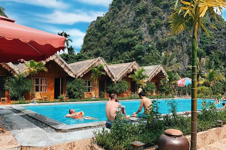 Two-Day Ninh Binh Adventure: Hoa Lu, Mua Cave, Tam Coc & Cuc Phuong photo 5