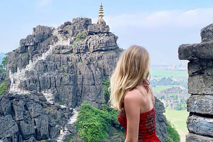 Two-Day Ninh Binh Adventure: Hoa Lu, Mua Cave, Tam Coc & Cuc Phuong photo 3
