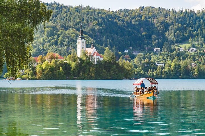 Bled Lake Day Trip: Island, Castle & Pletna Boat from Ljubljana photo 4