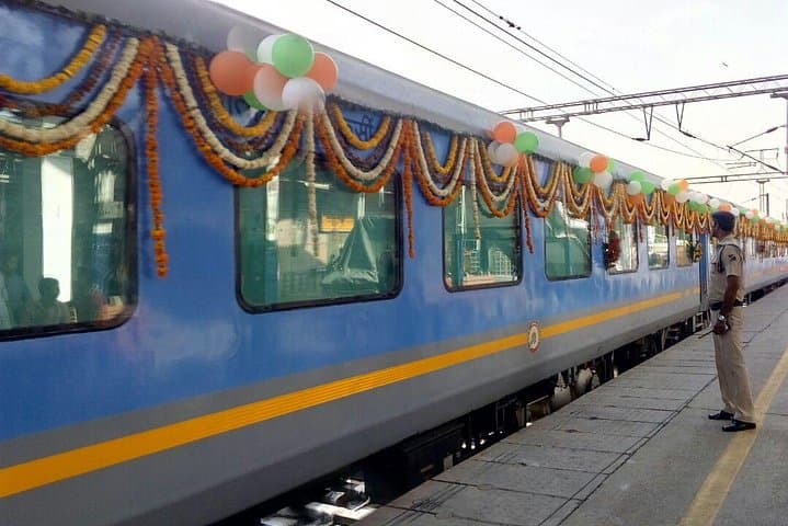 Golden Triangle 3-Day Tour with Gatimaan Express: Delhi, Agra & Jaipur photo 3