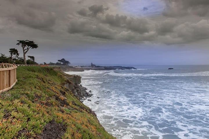 SFO to Santa Cruz Private Transfer — Reliable Door-to-Door Airport Ride photo 2