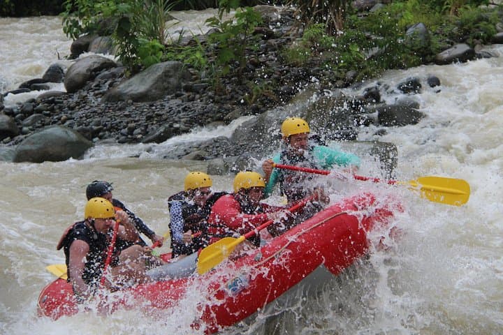Naranjo River Rafting from Manuel Antonio: 8-Mile Whitewater Adventure photo 4