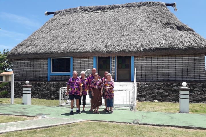 Nadi Sightseeing: Viseisei Village, Anchorage Lookout, Garden of the Sleeping Giant & Sri Siva Subramaniya Temple