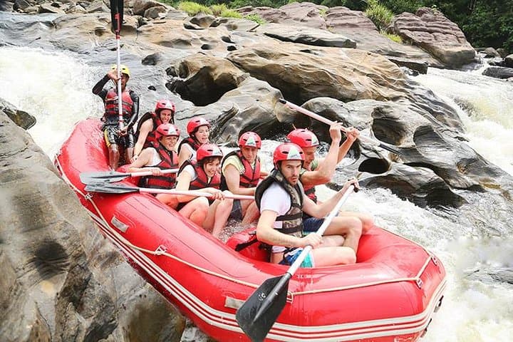 Conquer the Kelani: White Water Rafting in Kitulgala photo 2