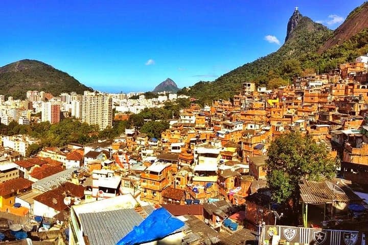 Favela Santa Marta Walking Tour: Local Life, Michael Jackson Viewpoint & Guanabara Bay Views