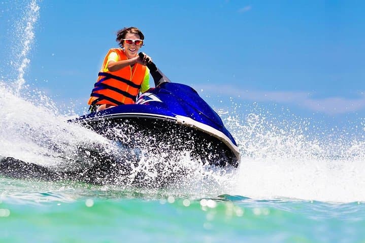 Jet Ski Rentals on Aruba's Eagle Beach: 30-Minute High-Speed Ride photo 3