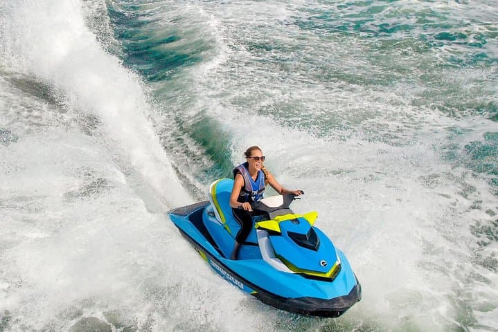 Jet Ski Rentals on Aruba's Eagle Beach: 30-Minute High-Speed Ride photo 2