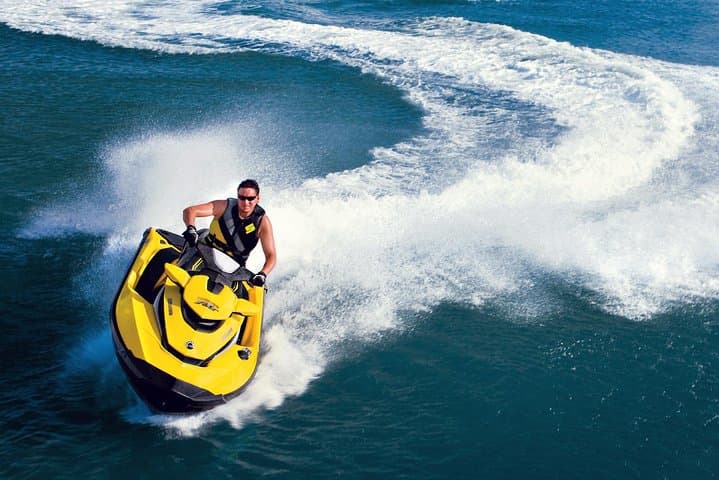 Jet Ski Rentals on Aruba's Eagle Beach: 30-Minute High-Speed Ride photo 4