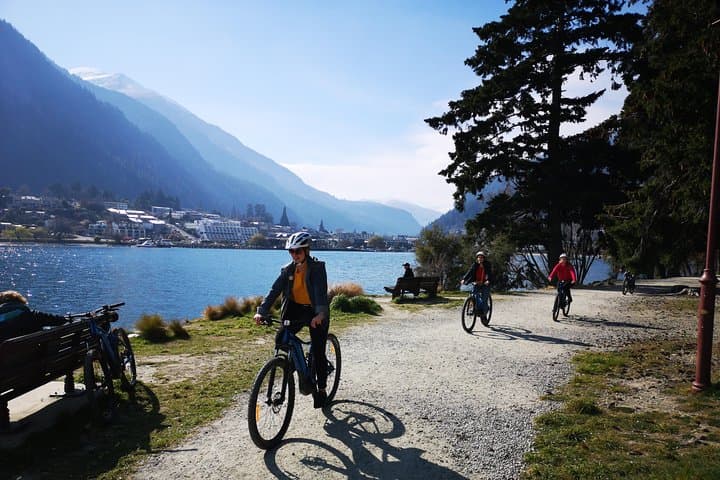 Arrowtown to Queenstown E‑Bike Ride — 35km Twin Rivers Trail with Shuttle photo 5