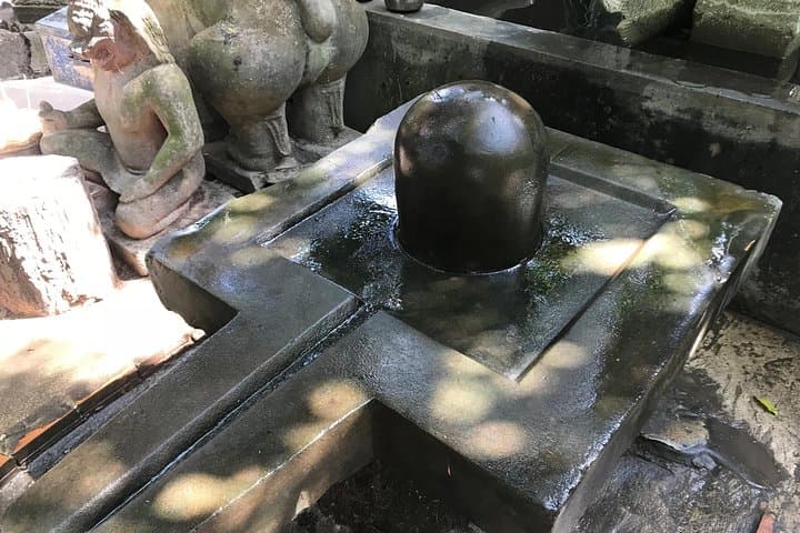 Explore Phnom Kulen: Waterfall, 1000 Lingas & the Reclining Buddha photo 5