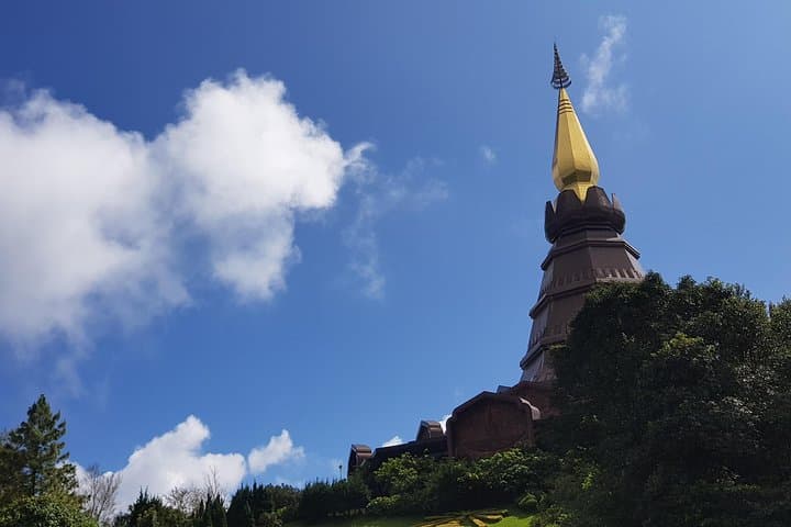 Doi Inthanon National Park Day Tour: Waterfalls, Twin Pagodas & Karen Village photo 3