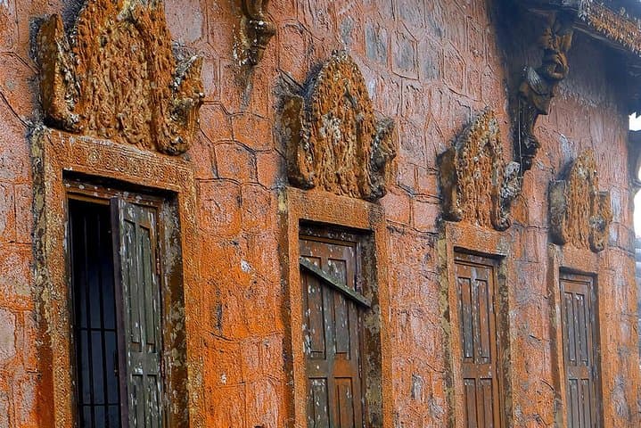 Scooter the Bokor Hill Station: Kampot’s Abandoned Resort and Cliff Views photo 5