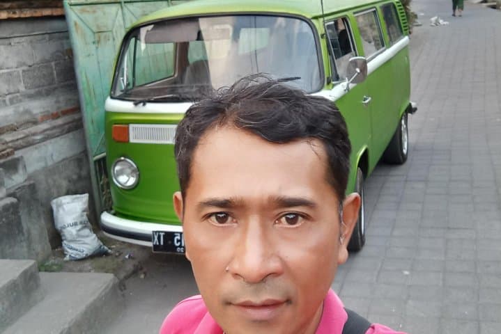 Cruise Ubud in a Classic VW Bus: Private Tour to Waterfalls and Rice Terraces photo 6